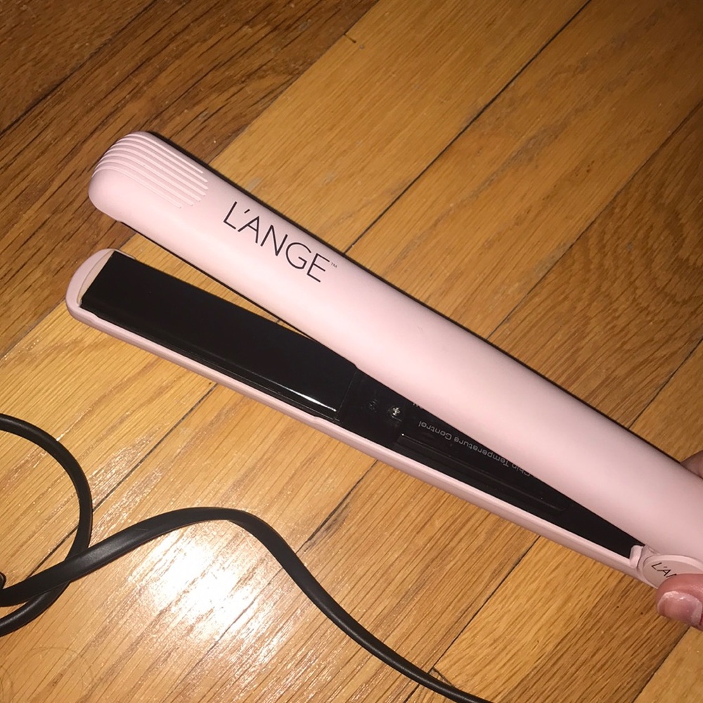 Hair straightener